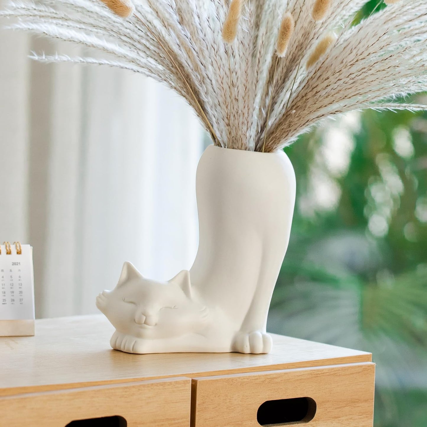 Bottoms Up Cat Flower Vase
