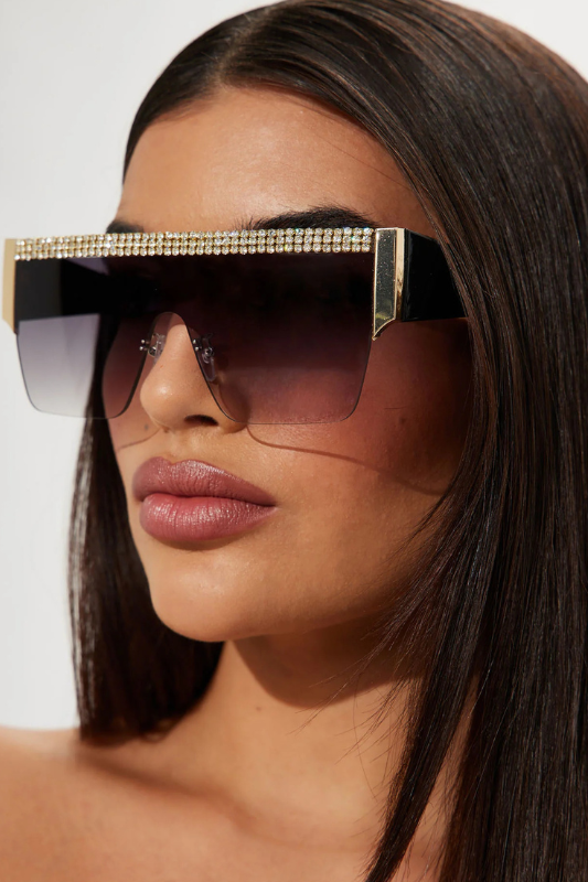 Rio Rhinestones In A Row Sunglasses
