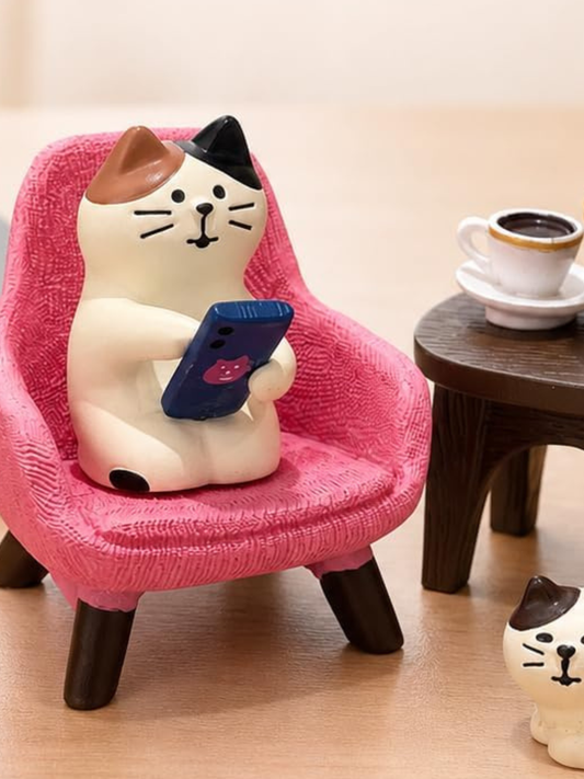 4PC Miniature Cabin Cat Figurines Set