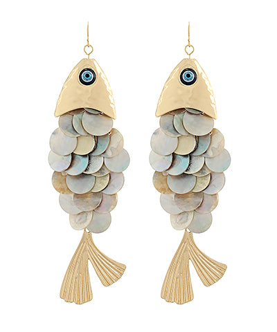 Pendientes largos Finniker con diseño de pez