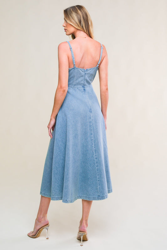 PRECIOSO MINI VESTIDO VAQUERO CON ADORNO