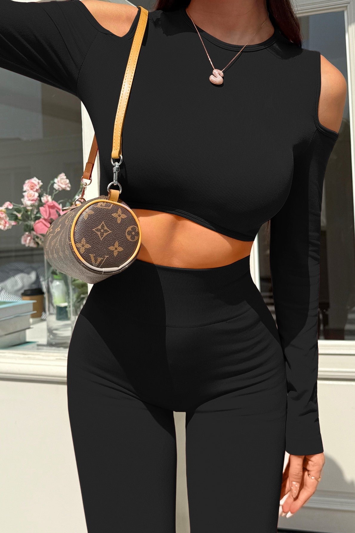 ALL THE RIGHT MOVES BLACK 2PC WORKOUT SET