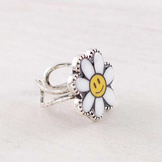 Smiley Face Darling Daisy Ring