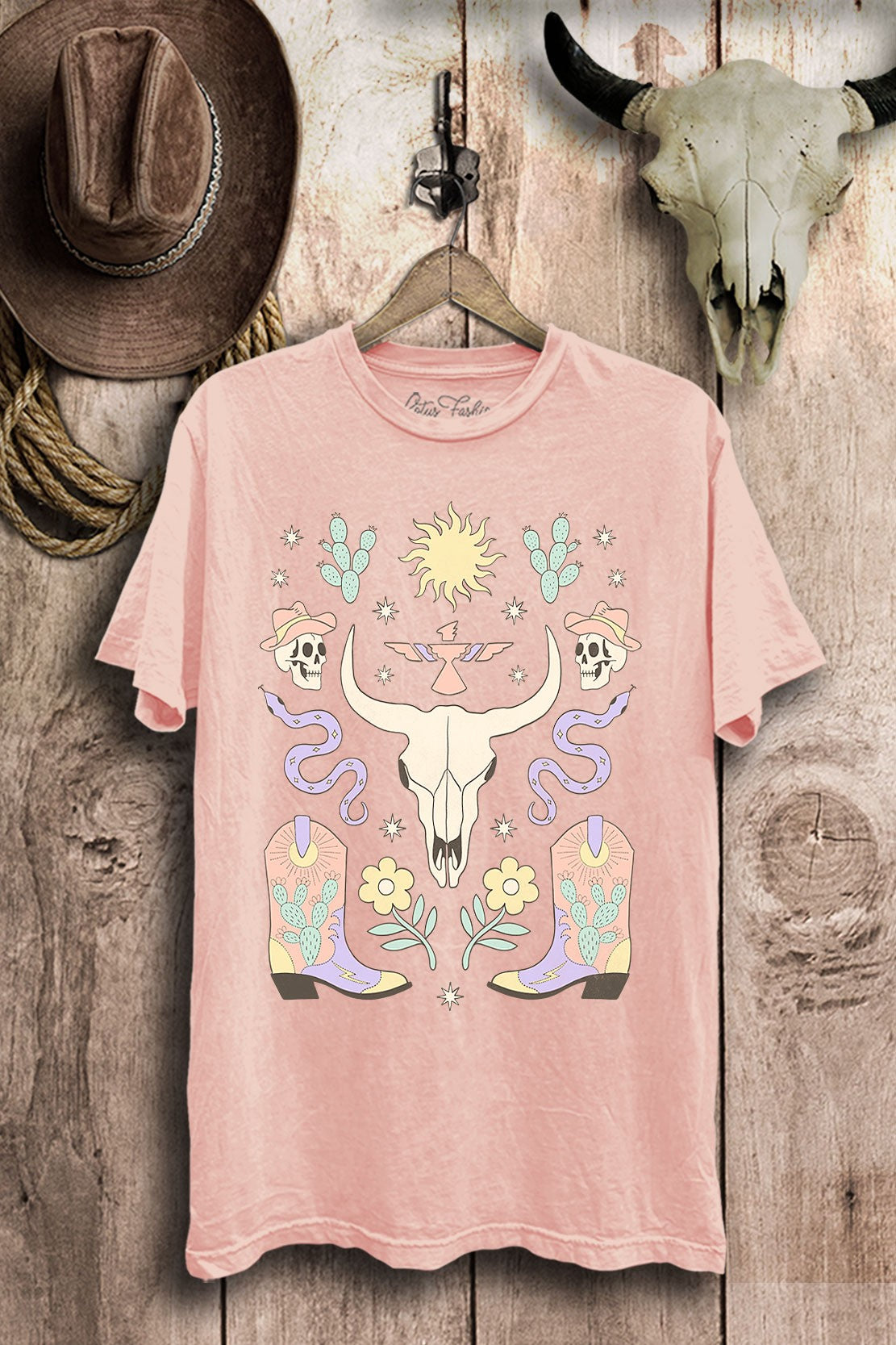 Everything Wild West Western Graphic T-Shirt