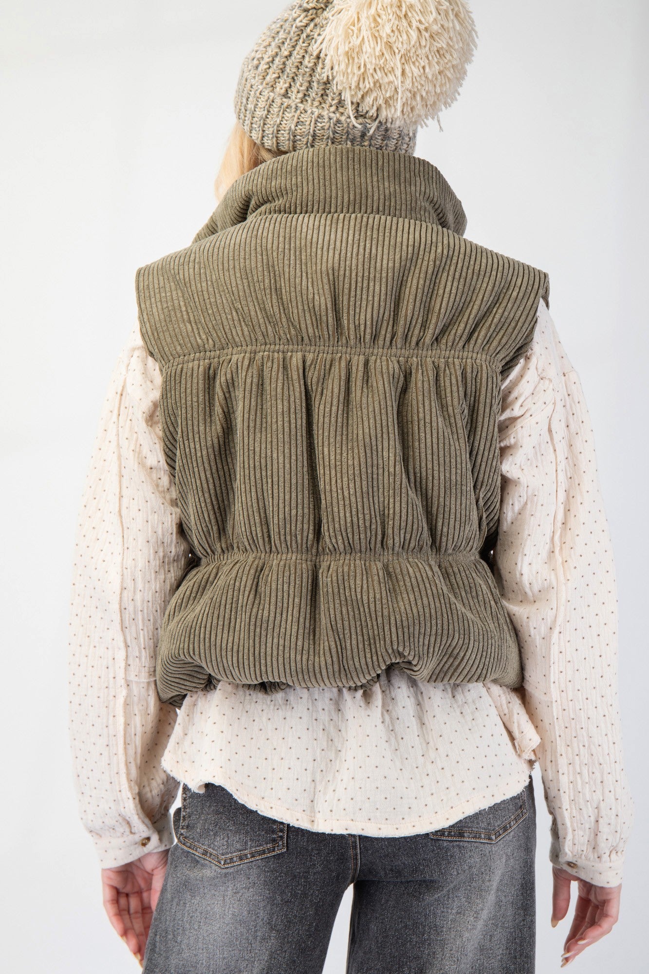 Callie Corduroy Puffer Zipper Vest in Olive