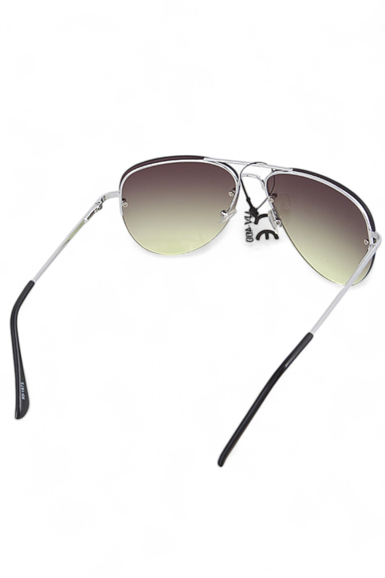 Iconic Aviator Style Sunglasses