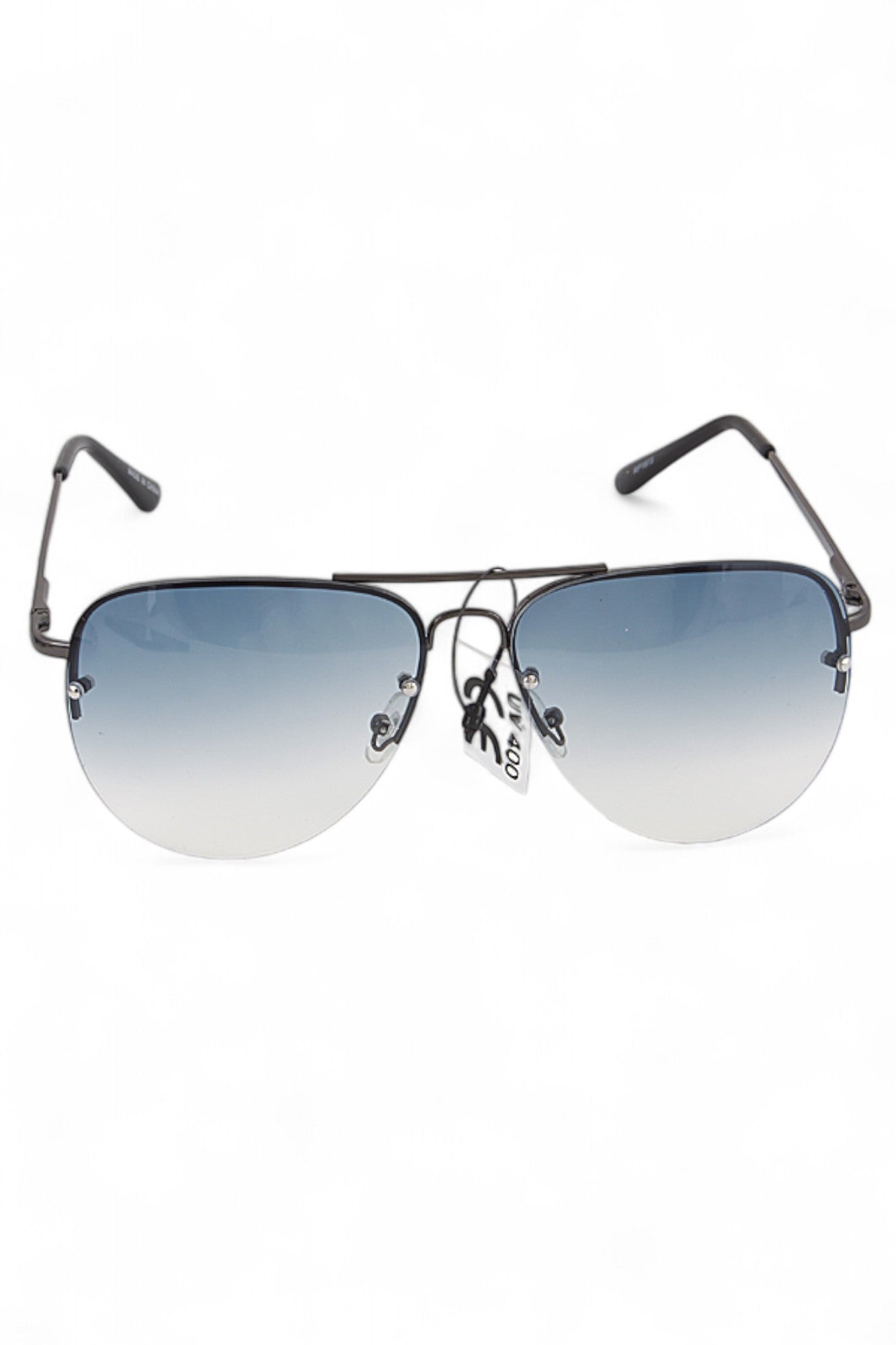 Iconic Aviator Style Sunglasses