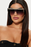 Rio Rhinestones In A Row Sunglasses