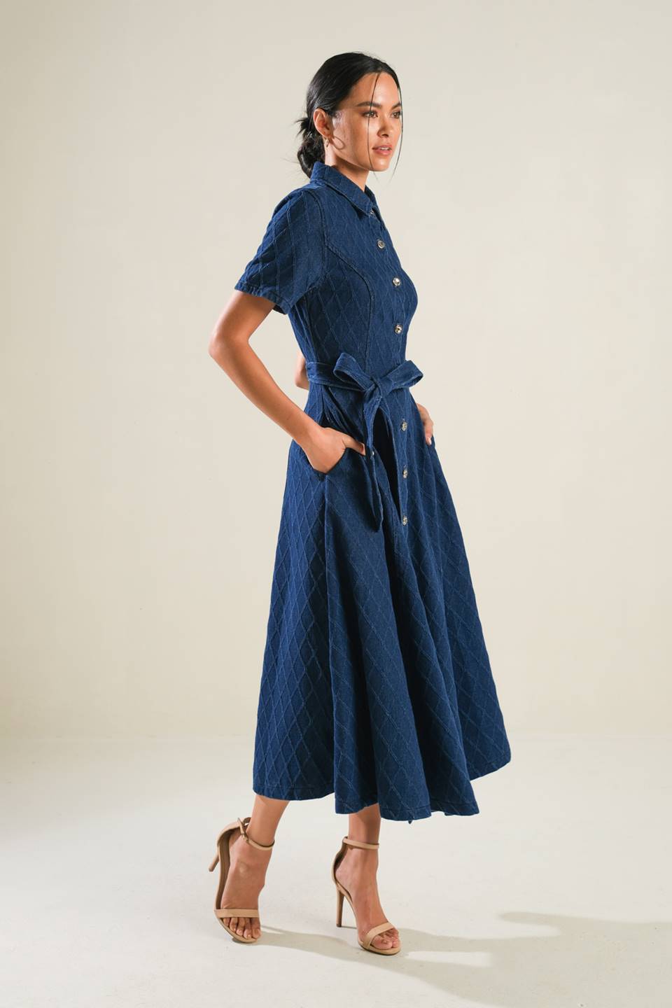 VESTIDO MIDI DE MEZCLILLA CONFIDENT STRIDES