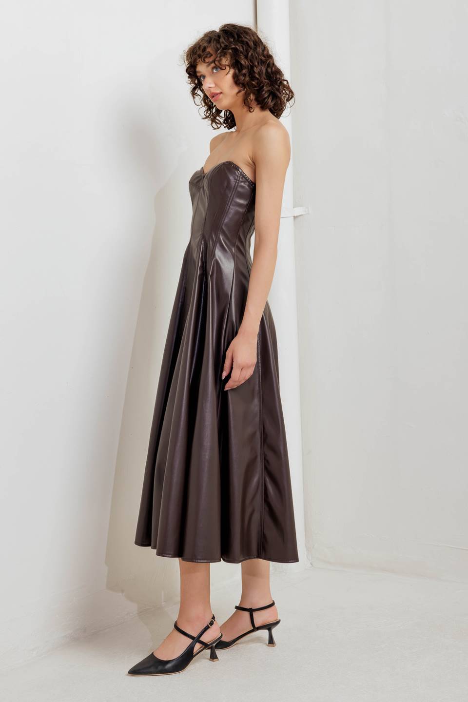 VESTIDO MIDI DE POLIPIEL ESPRESSO DIVA