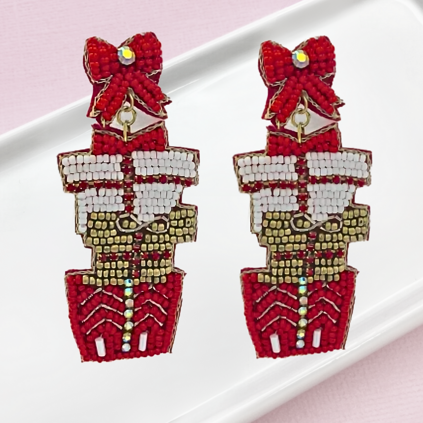 PILE OF PRESENTS Seed Beaded Christmas Holiday Gift Earrings