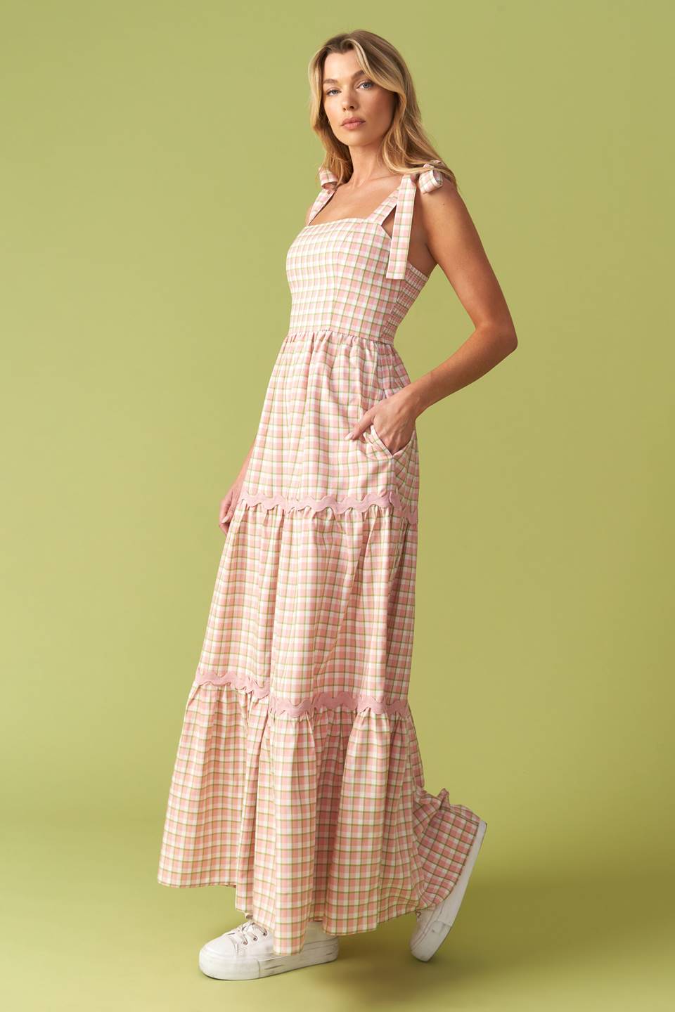 IMAGINA ESE VESTIDO MIDI DE CUADROS VERDES Y ROSAS