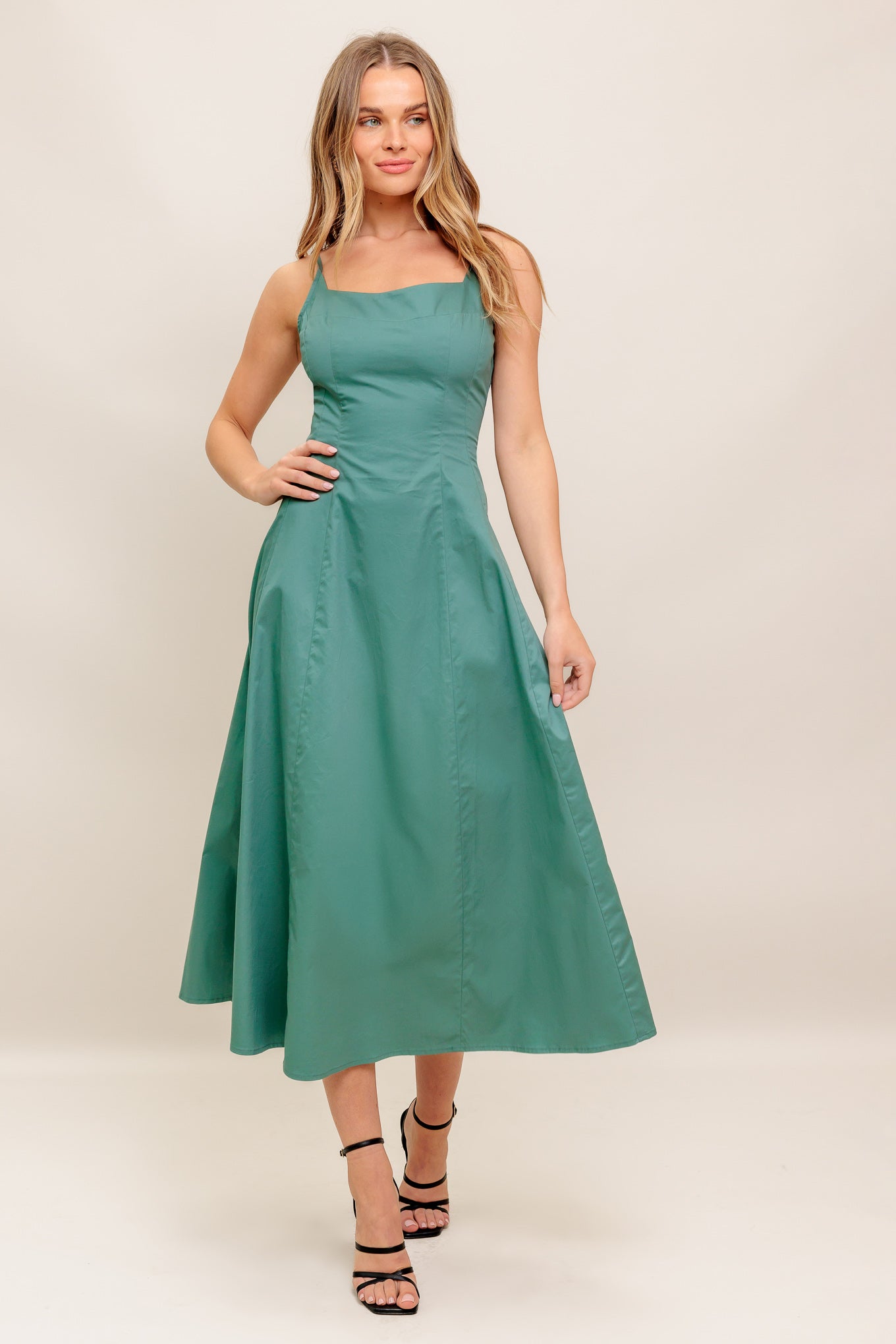 VESTIDO MIDI TEJIDO ELEGANTE VERDE