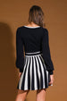 BLACK/WHITE