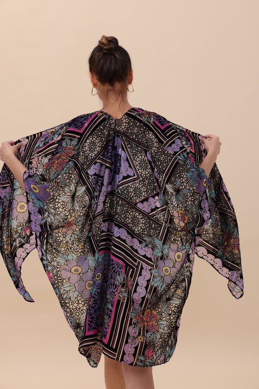 BOHO IN BLOOM VELVET KIMONO