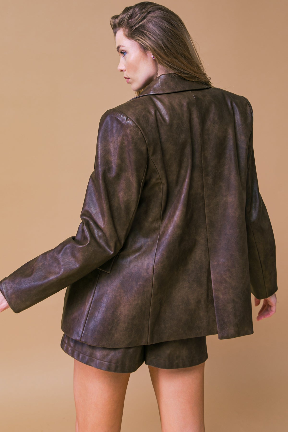 BLAZER DE PIEL SINTÉTICA DE ASPECTO EXCEPCIONAL