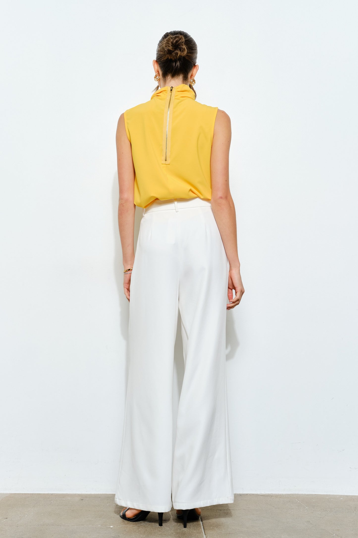 Yellow High Bow Sleeveless Blouse