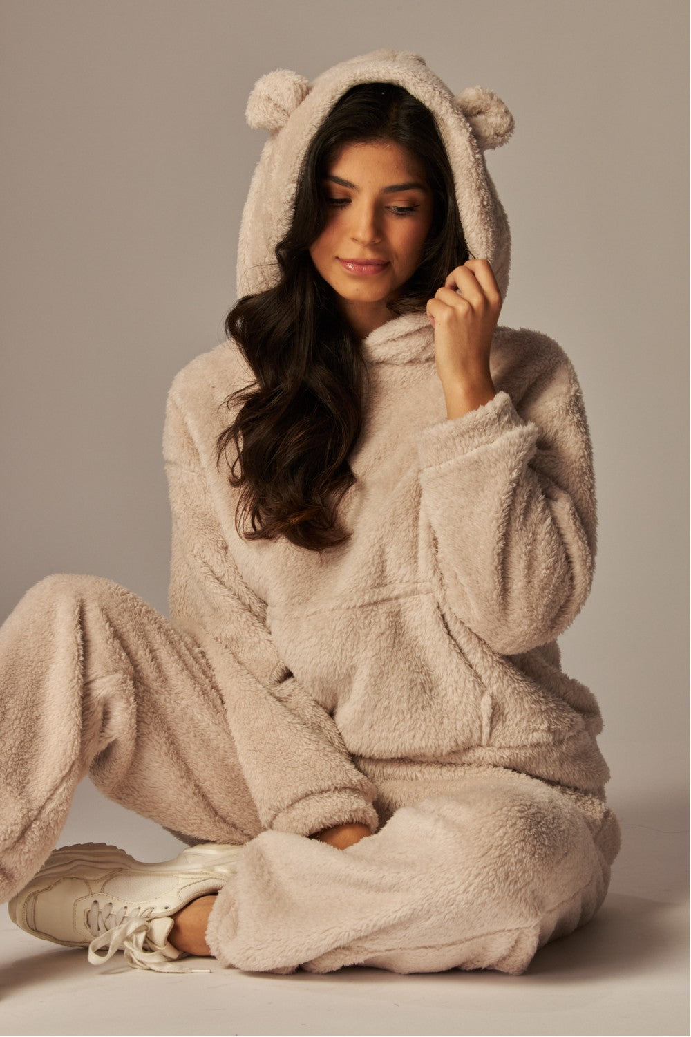 READY FOR TEDDY FLEECE HOODIE PAJAMA SET IN BEIGE