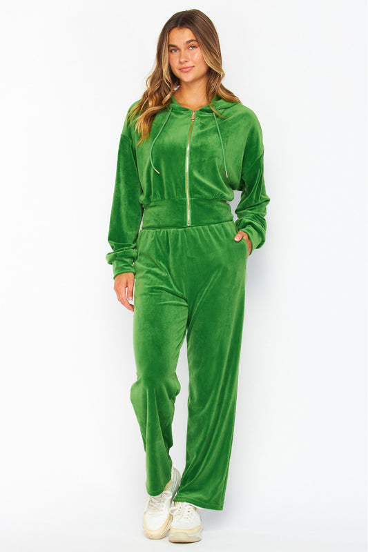 WEEKEND WARRIOR VELOUR JOGGER SET IN GREEN