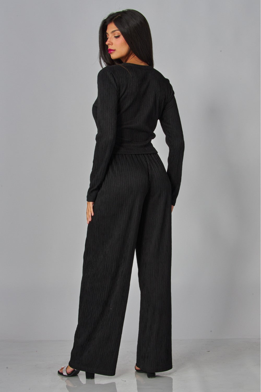 LICENSE TO LOUNGE PANTS SET IN BLACK