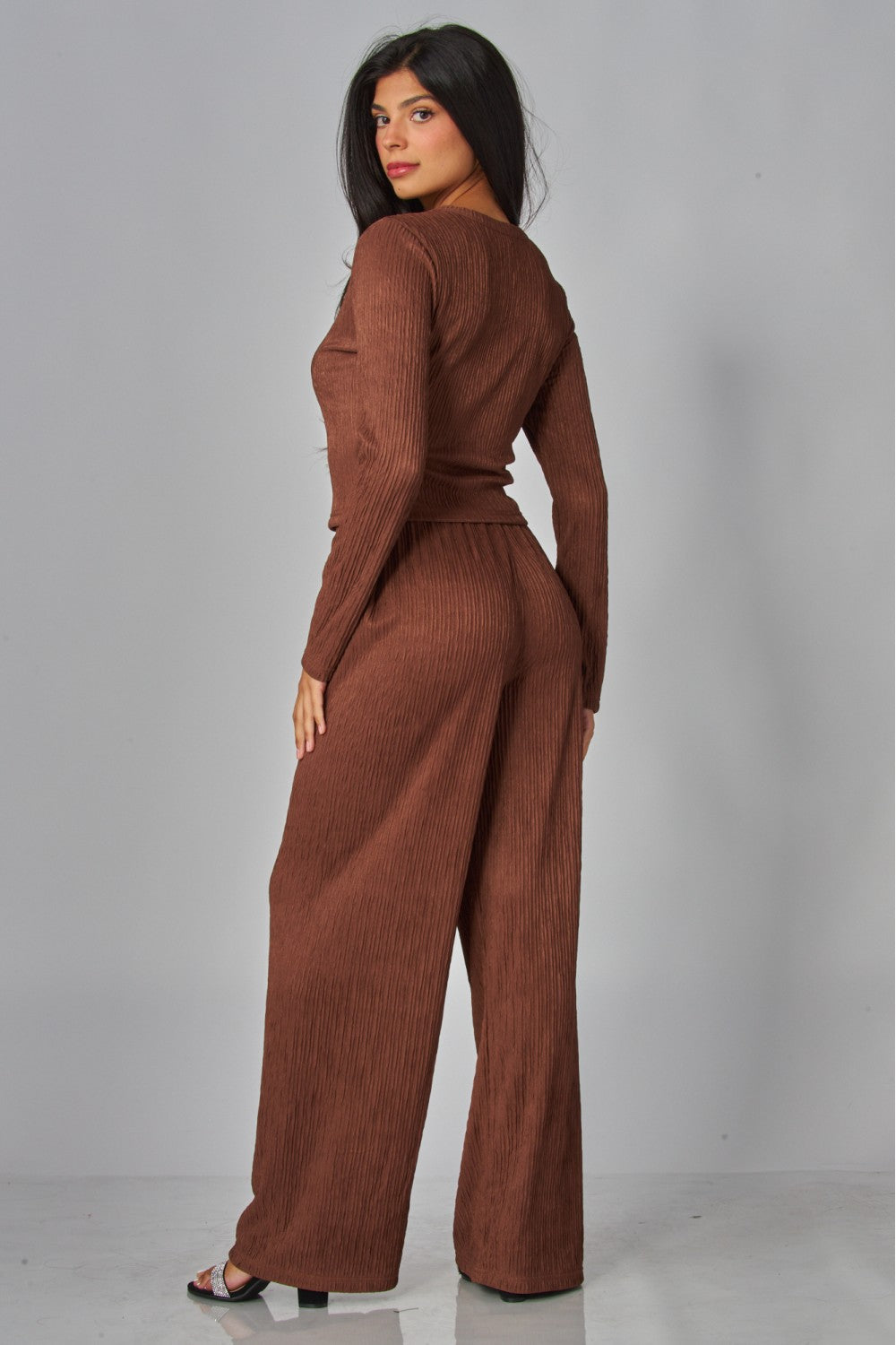 LICENSE TO LOUNGE PANTS SET IN BROWN