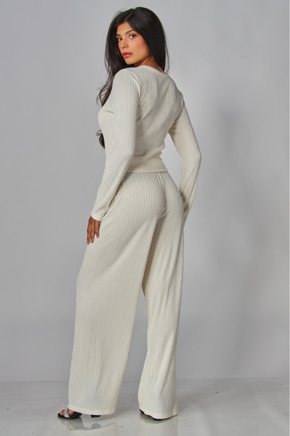 LICENSE TO LOUNGE PANTS SET IN IVORY