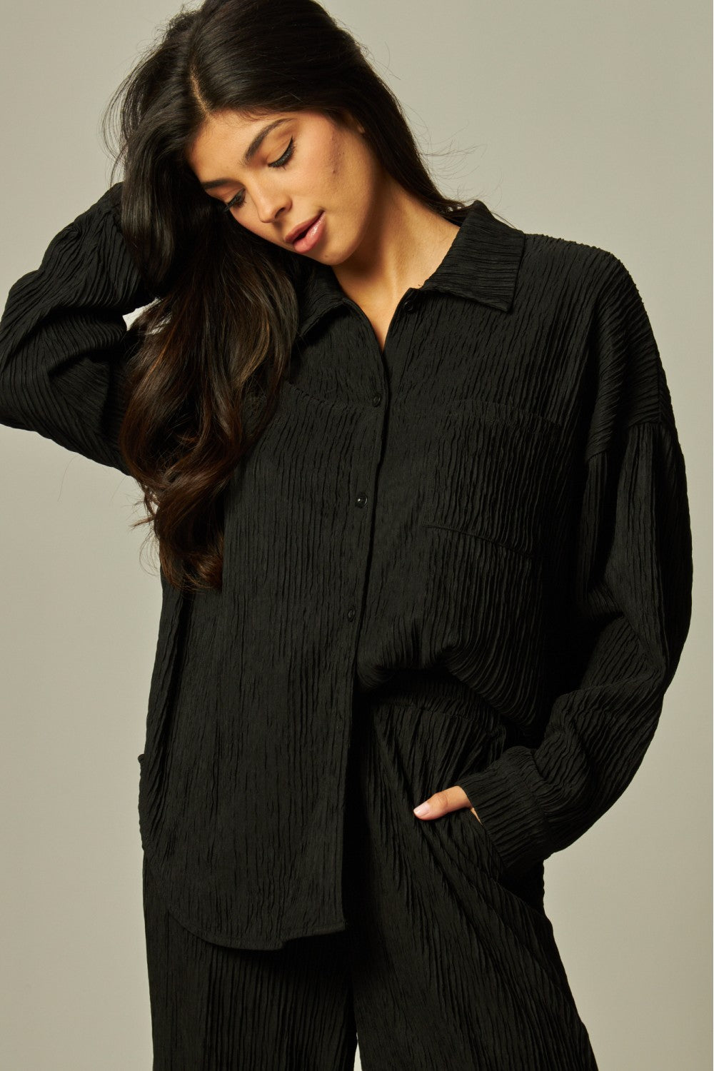 WELCOME THE WEEKEND LOUNGE PANTS SET IN BLACK