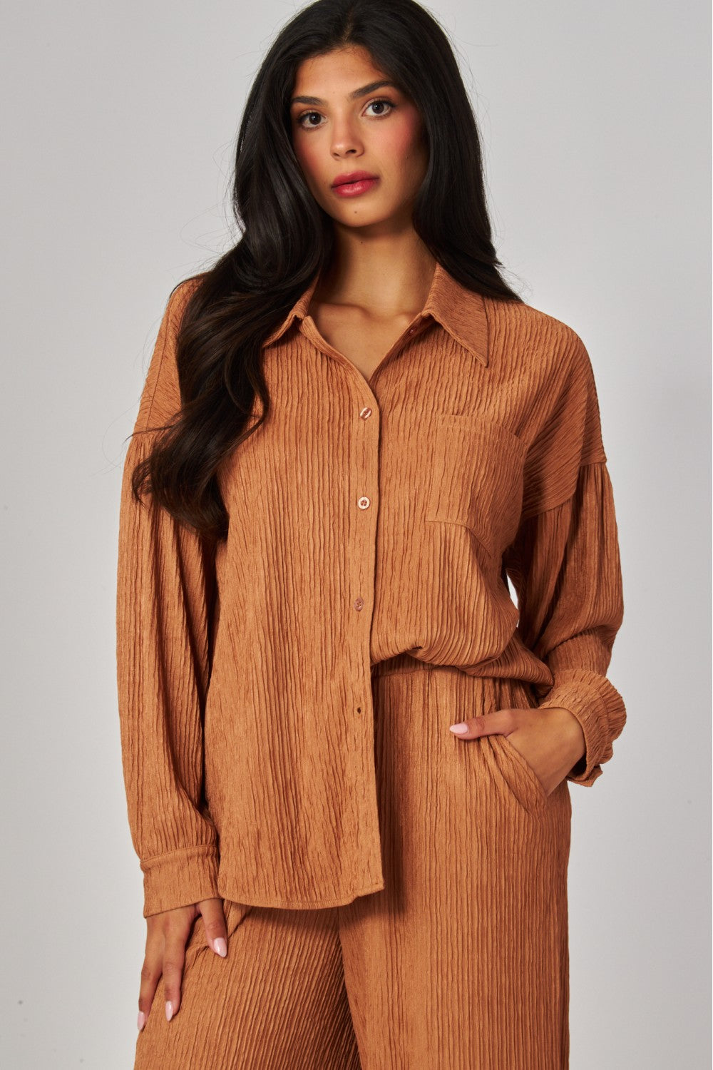 WELCOME THE WEEKEND LOUNGE PANTS SET IN CAMEL