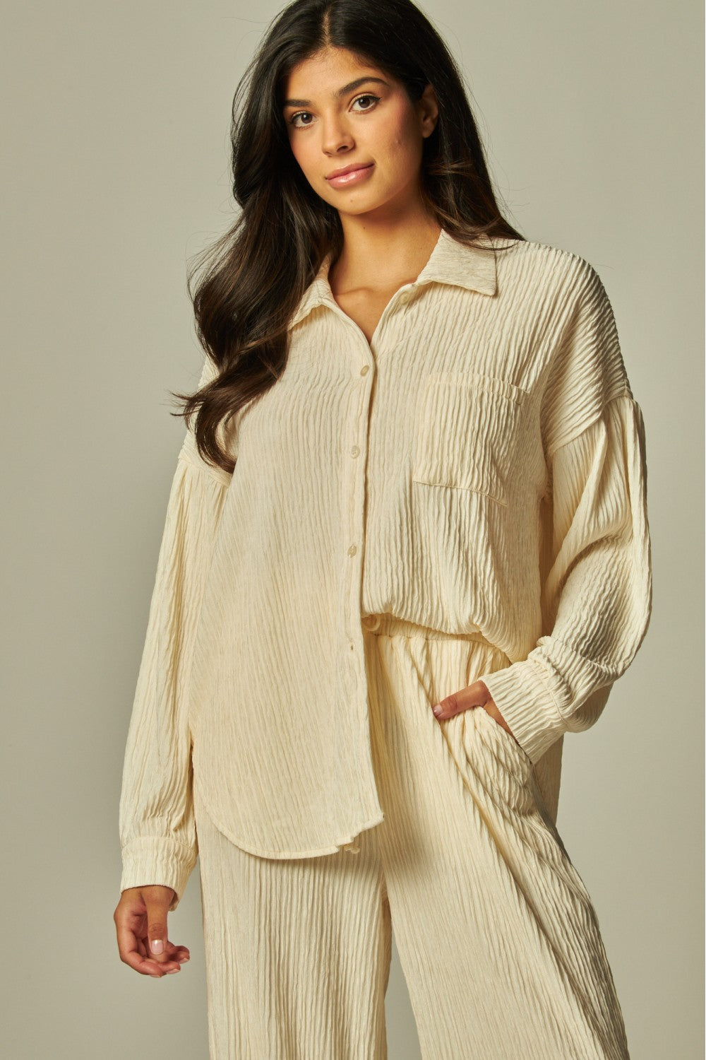 WELCOME THE WEEKEND LOUNGE PANTS SET IN CREAM