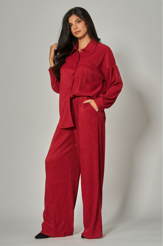 WELCOME THE WEEKEND LOUNGE PANTS SET IN RED