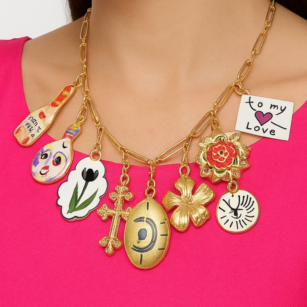 Collar con dije de "Protégeme y guíame"
