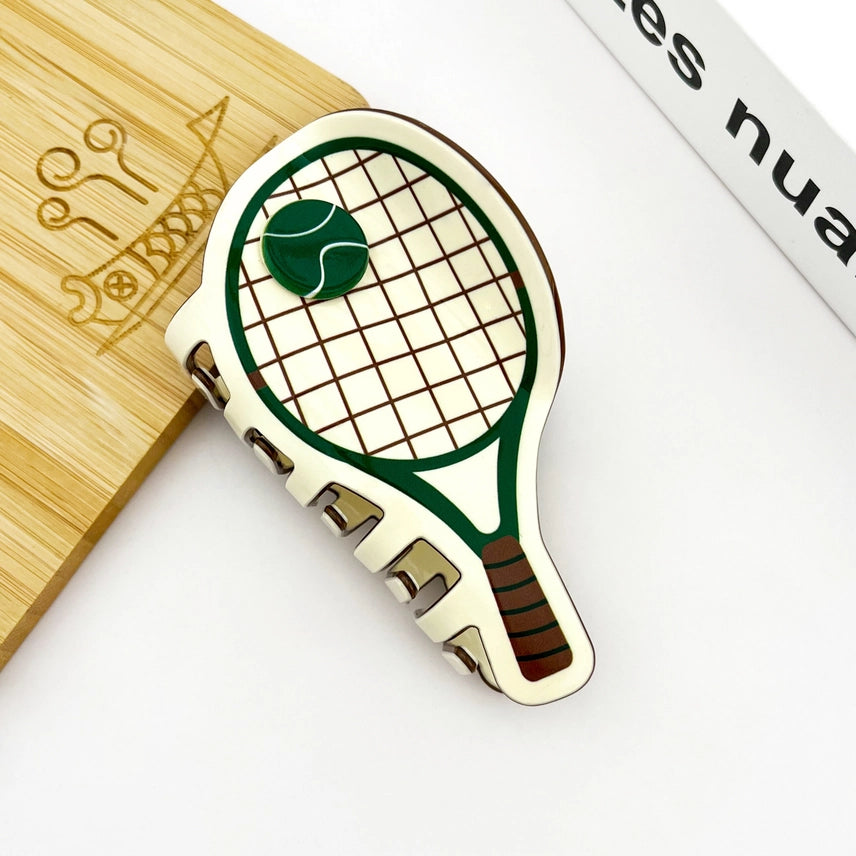 Aretes de raqueta blancos con cuentas y temática de TENIS