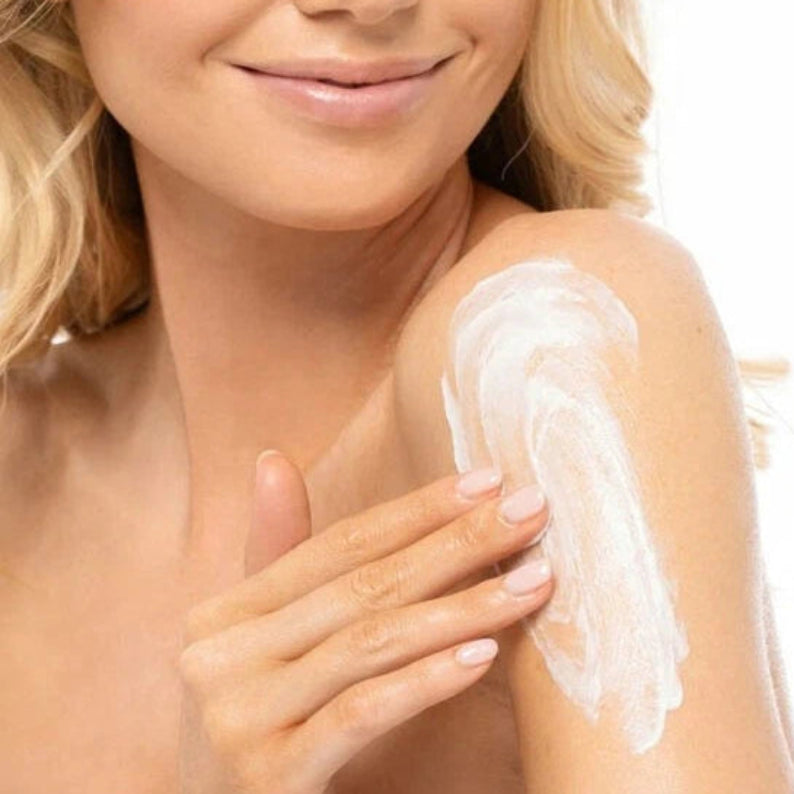 New FHF Farmhouse Fresh Nectar Moon Dip Ageless Body Mousse