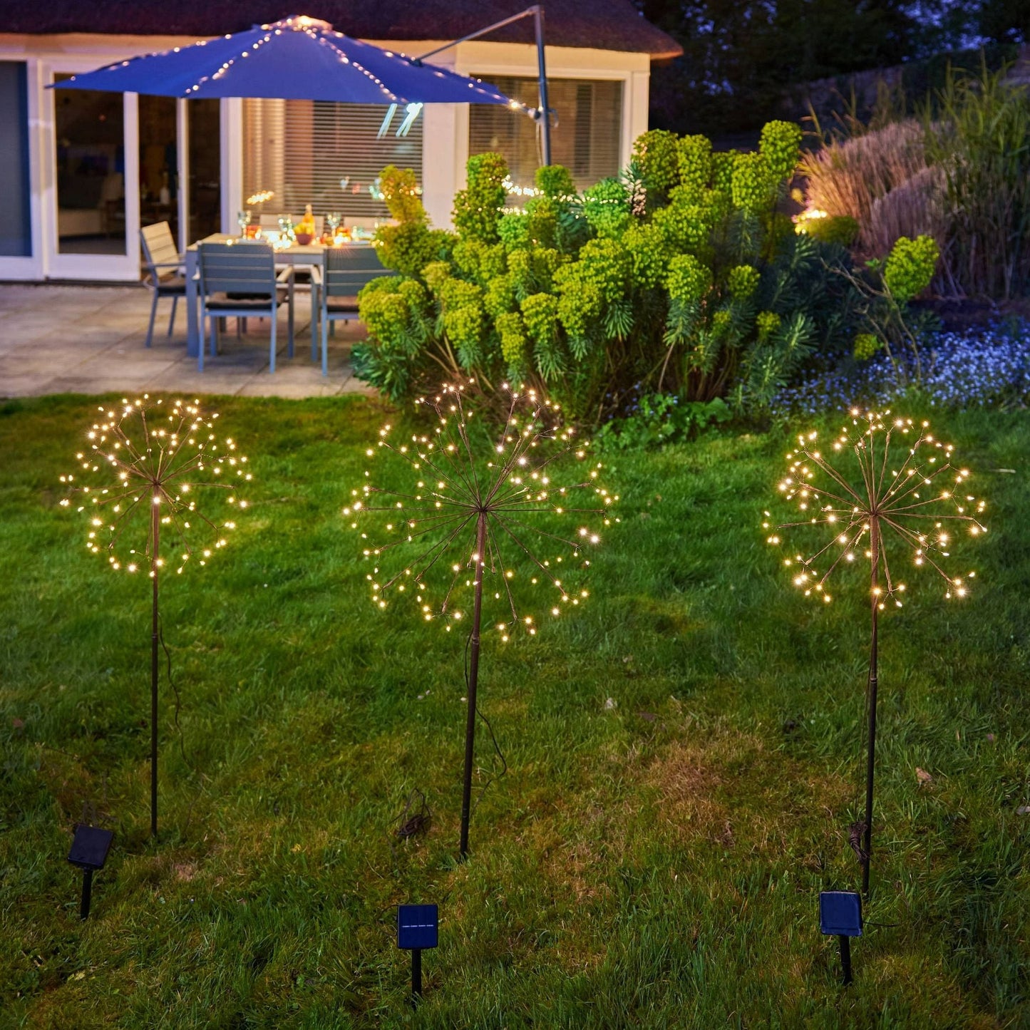 Solar Outdoor Lit Dandelion LED Lawn Stakes